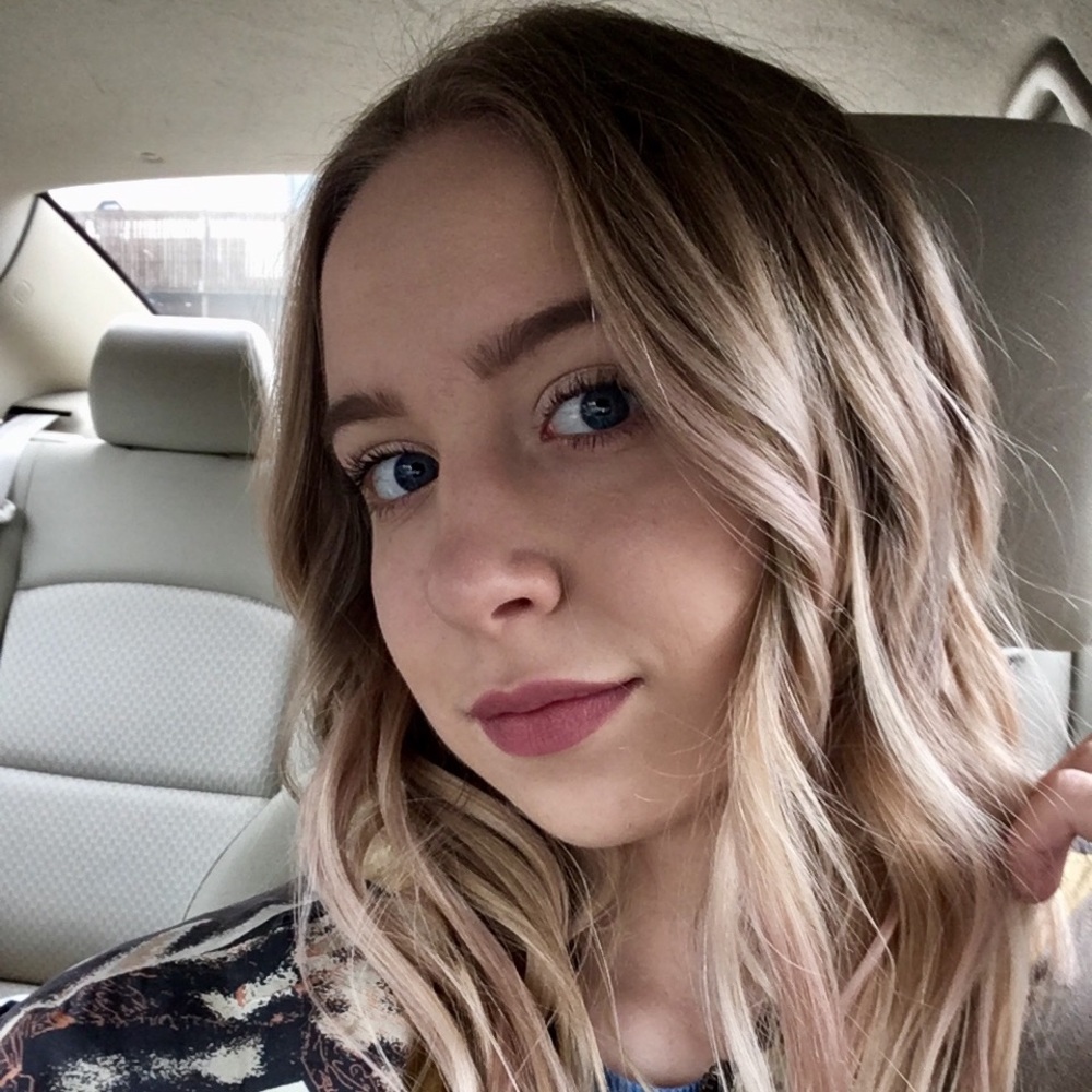 Meet your Posher, Hannah